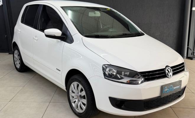 VW - VolksWagen Fox 1.6 Mi Total Flex 8V 5p 2013 Flex-1