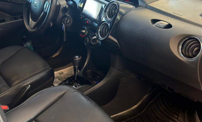 Toyota ETIOS XLS Sedan 1.5 Flex 16V 4p Aut. 2018 Flex-12