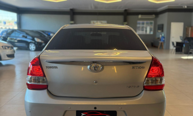 Toyota ETIOS XLS Sedan 1.5 Flex 16V 4p Aut. 2018 Flex-5