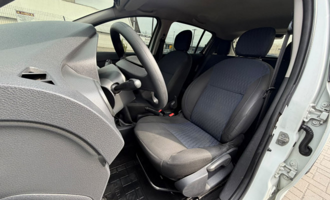 Renault SANDERO Expression Hi-Power 1.6 8V 5p 2016 Flex-6