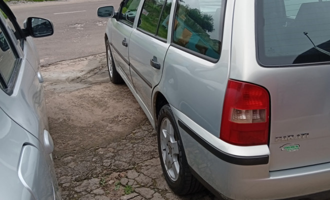 VW - VolksWagen Parati 2.0 Mi/ 2.0 Mi Track & Field 2001 Gasolina-3