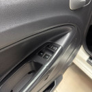 VW - VolksWagen Saveiro Robust 1.6 Total Flex 8V 2018-10
