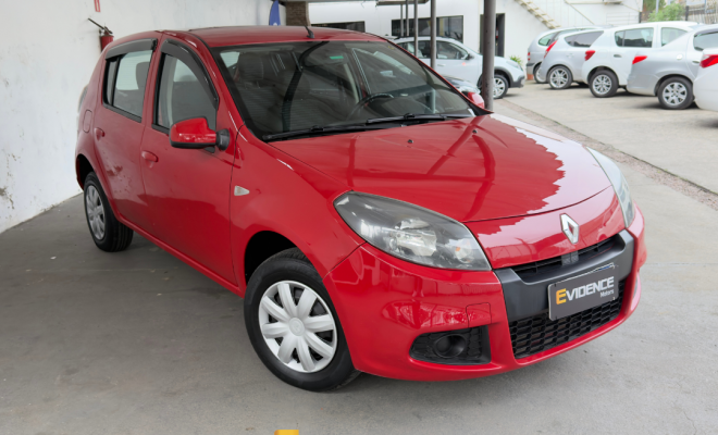 Renault SANDERO Expression Hi-Flex 1.0 16V 5p 2014 Flex