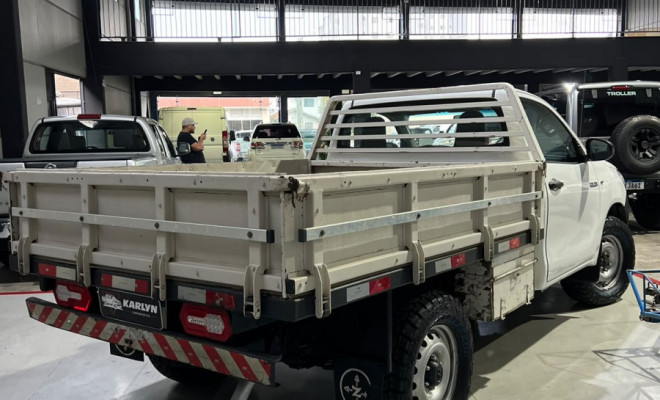 Toyota Hilux CS 4x4 2.8 TDI Diesel Mec. 2017 Diesel-4