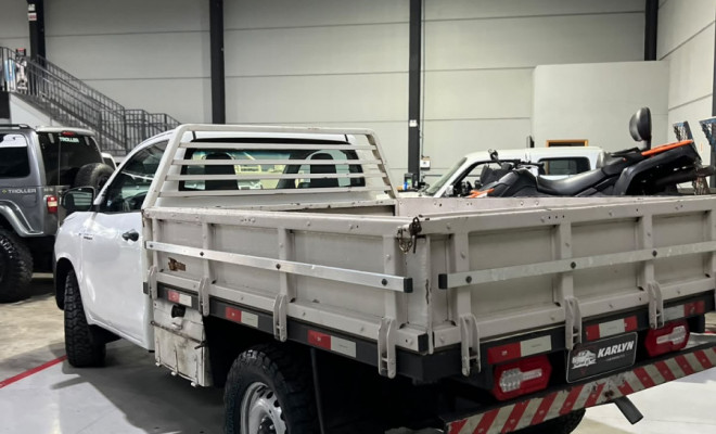 Toyota Hilux CS 4x4 2.8 TDI Diesel Mec. 2017 Diesel-3