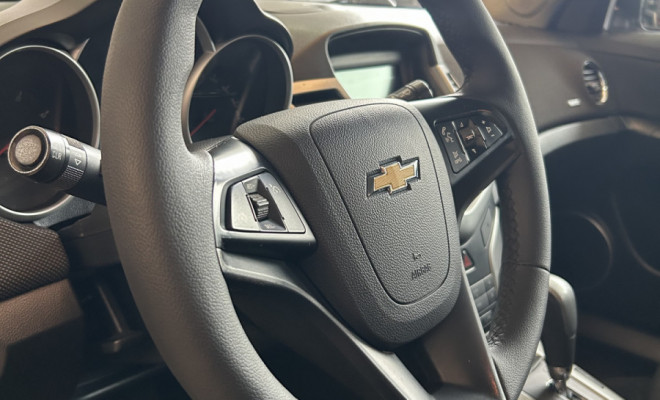 GM - Chevrolet CRUZE LT 1.8 16V FlexPower 4p Aut. 2013 Flex-15