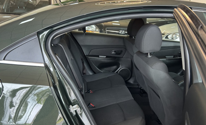 GM - Chevrolet CRUZE LT 1.8 16V FlexPower 4p Aut. 2013 Flex-7