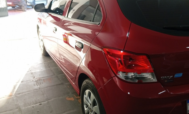 GM - Chevrolet ONIX HATCH Joy 1.0 8V Flex 5p Mec. 2018 Flex-0