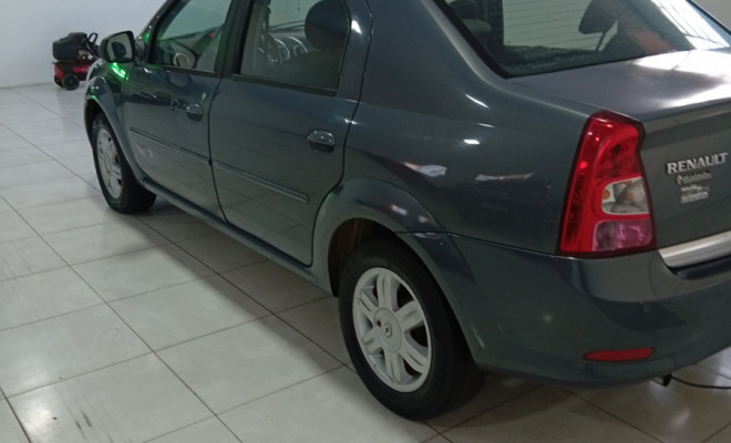Renault Logan Expression Hi Flex 1.6 8V 4P - foto 8