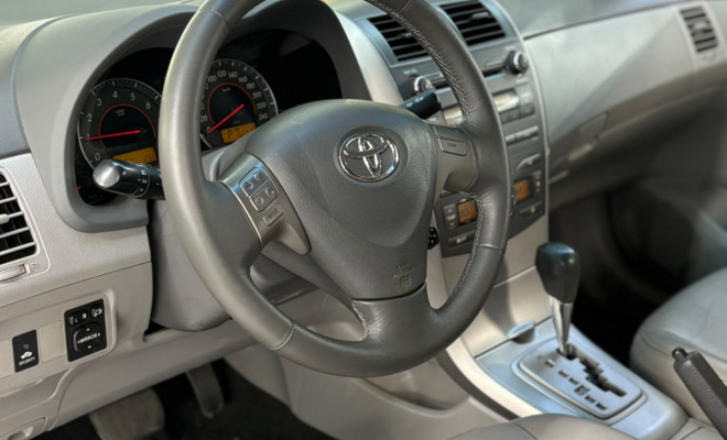 Toyota Corolla XEi 1.8/1.8 Flex 16V Aut. 2010 Flex-12