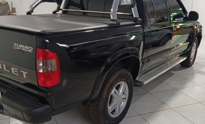 GM - Chevrolet S10 Pick-Up Exec. 2.8 4x2 CD TB Int.Dies 2008 Gasolina-2