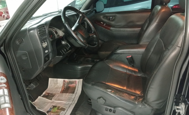 GM - Chevrolet S10 Pick-Up Exec. 2.8 4x2 CD TB Int.Dies 2008 Gasolina-5
