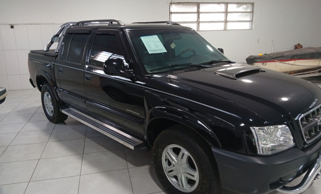 GM - Chevrolet S10 Pick-Up Exec. 2.8 4x2 CD TB Int.Dies 2008 Gasolina-1