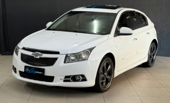 GM - Chevrolet CRUZE HB Sport LTZ 1.8 16V FlexP. 5p Aut 2014 Flex