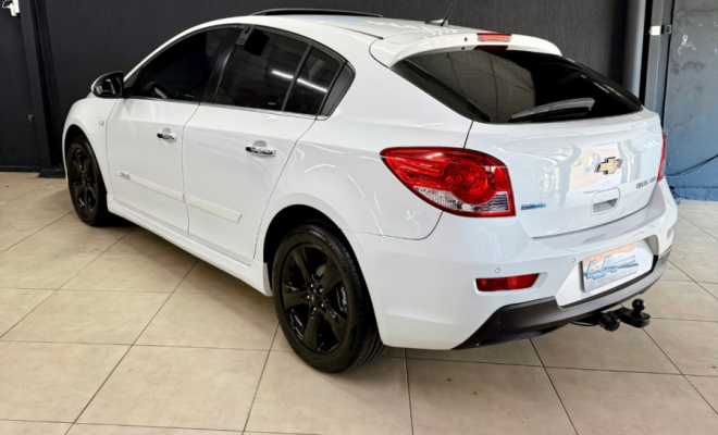 GM - Chevrolet CRUZE HB Sport LTZ 1.8 16V FlexP. 5p Aut 2014 Flex-12