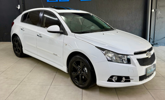 GM - Chevrolet CRUZE HB Sport LTZ 1.8 16V FlexP. 5p Aut 2014 Flex-1