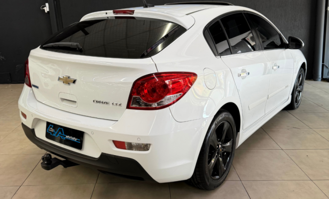 GM - Chevrolet CRUZE HB Sport LTZ 1.8 16V FlexP. 5p Aut 2014 Flex-13