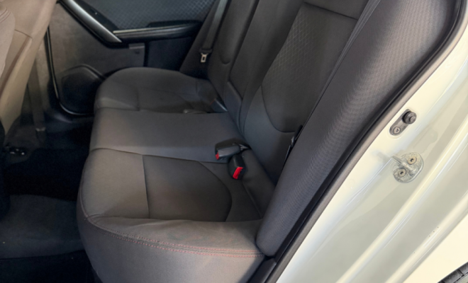 Kia Motors Cerato 1.6 16V Mec. 2010 Gasolina-11