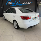 Kia Motors Cerato 1.6 16V Mec. 2010 Gasolina-12
