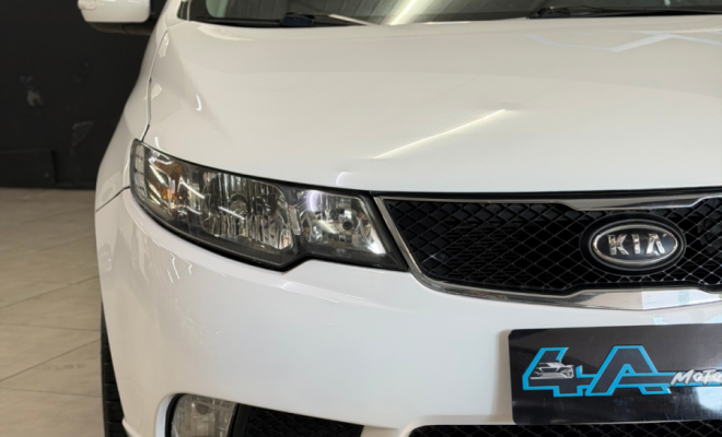 Kia Motors Cerato 1.6 16V Mec. 2010 Gasolina-1