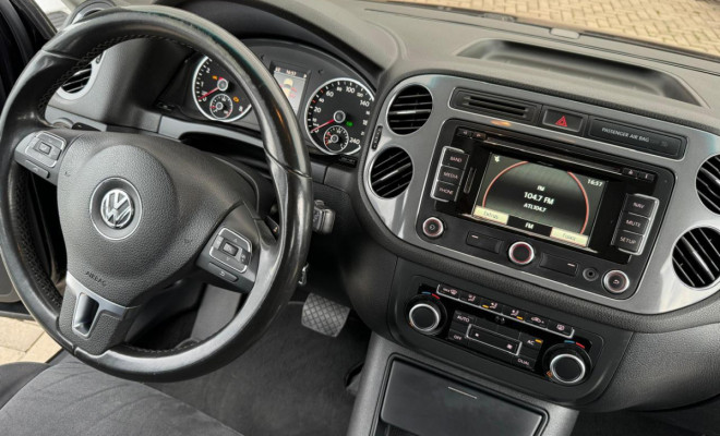 VW - VolksWagen TIGUAN 2.0 TSI 16V 200cv Tiptronic 5p 2012 Gasolina-5