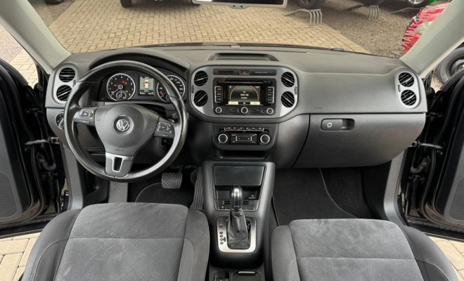 VW - VolksWagen TIGUAN 2.0 TSI 16V 200cv Tiptronic 5p 2012 Gasolina-4