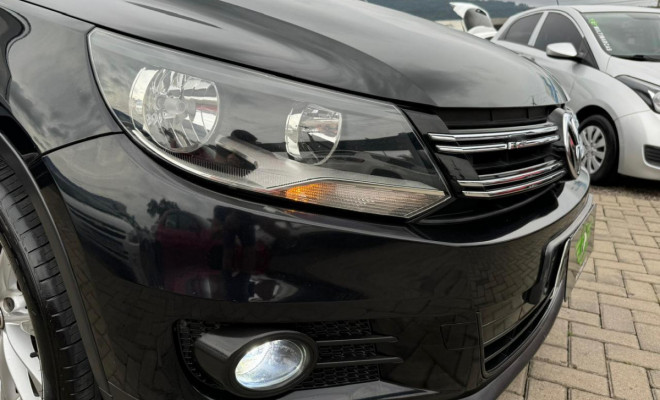 VW - VolksWagen TIGUAN 2.0 TSI 16V 200cv Tiptronic 5p 2012 Gasolina-18