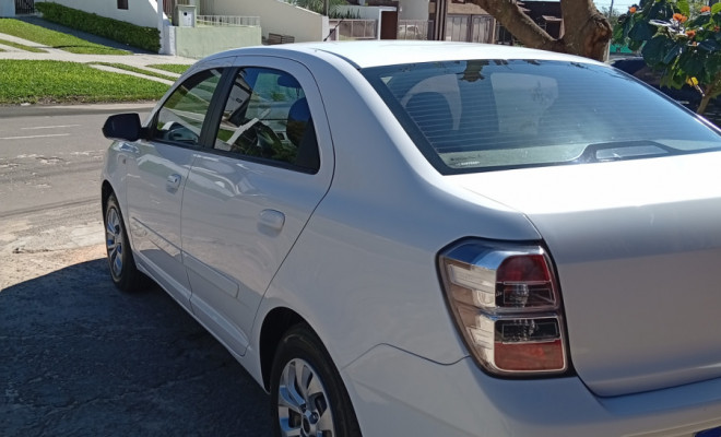 Chevrolet Cobalt LT 1.4 8V Flexpower Econoflex 4P - foto 6