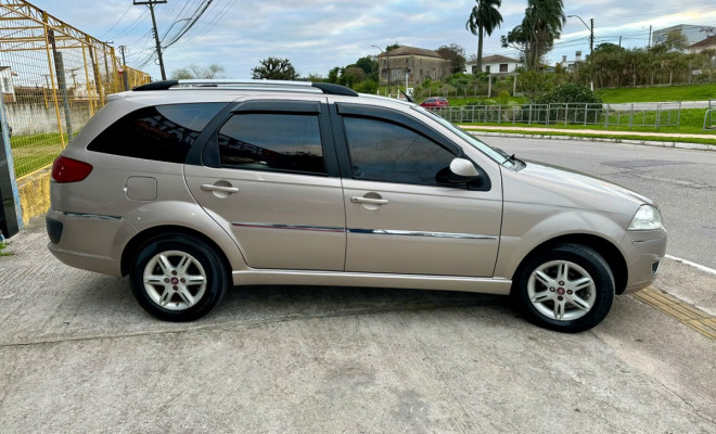 Fiat Palio Week. ATTRACTIVE 1.4 Fire Flex - 2013-1