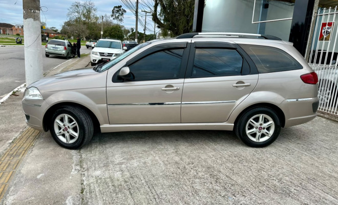 Fiat Palio Week. ATTRACTIVE 1.4 Fire Flex - 2013-4