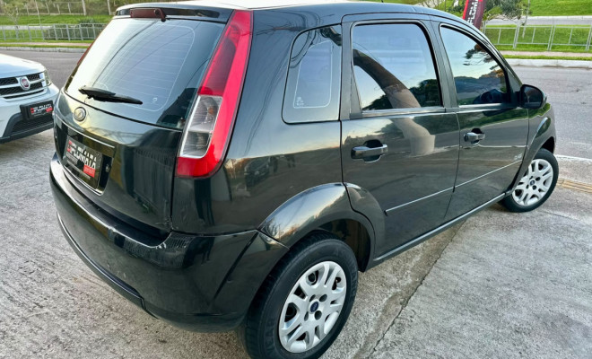 Ford Fiesta 1.0 8V Flex - 2010-2