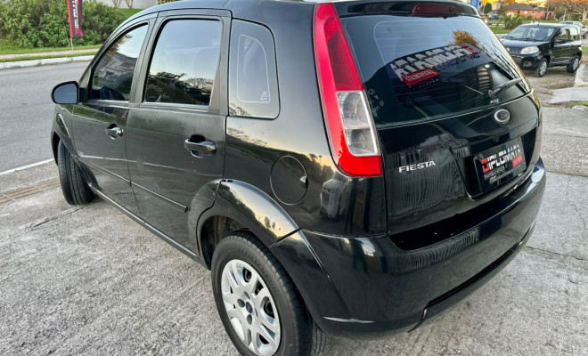 Ford Fiesta 1.0 8V Flex - 2010-3