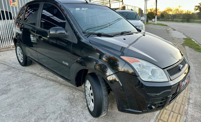 Ford Fiesta 1.0 8V Flex - 2010-0