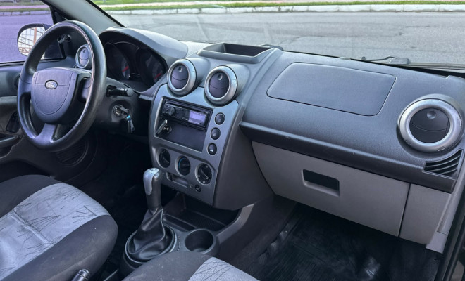 Ford Fiesta 1.0 8V Flex - 2010-6