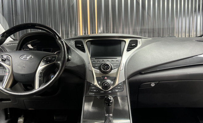 Hyundai AZERA 3.0 V6 24V 4p Aut. 2015 Gasolina-16