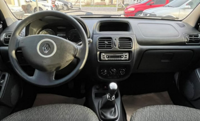 Renault Clio Expression 10/16VH 2014 Gasolina-0