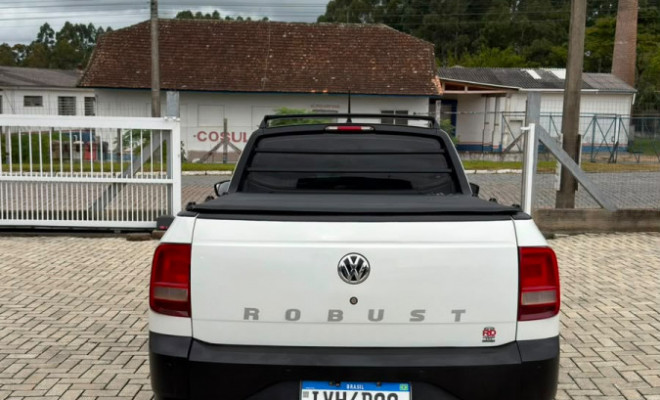 VW - VolksWagen Saveiro Robust 1.6 Total Flex 8V 2018 Gasolina-3