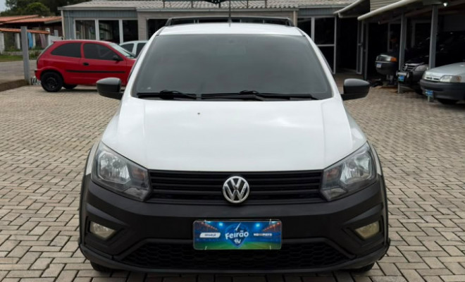 VW - VolksWagen Saveiro Robust 1.6 Total Flex 8V 2018 Gasolina-2