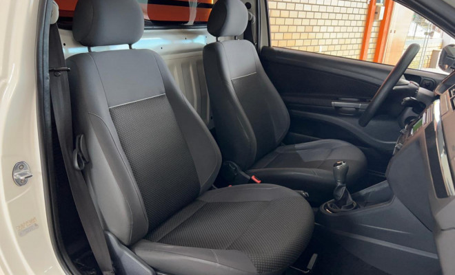 VW - VolksWagen Saveiro Trendline 1.6 T.Flex 8V 2018 Flex-7