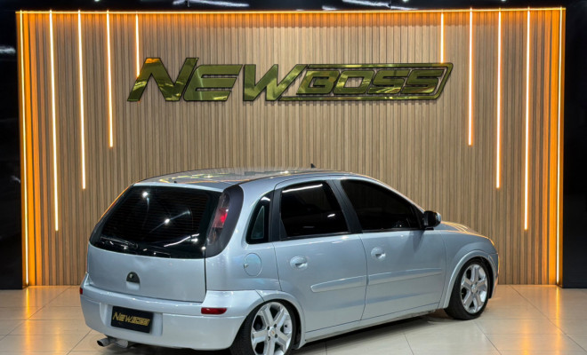 GM - Chevrolet Corsa Hat. Premium 1.4 8V ECONOFLEX 5p 2009 Gasolina-0