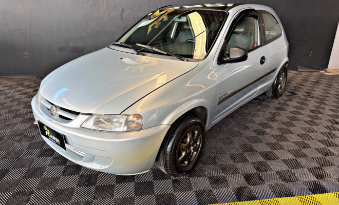 GM - Chevrolet Celta 1.4/ Super/ Energy 1.4 8V 85cv 3p 2005 Gasolina-1