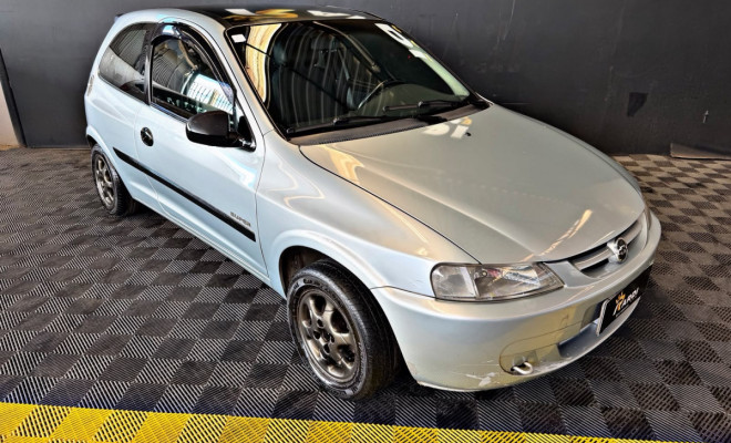 GM - Chevrolet Celta 1.4/ Super/ Energy 1.4 8V 85cv 3p 2005 Gasolina