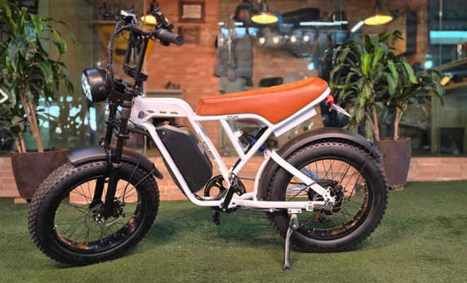 Scooter Elétrica UltraMoove R9 Zero KM Elétrico