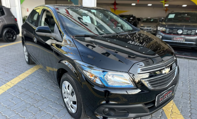 GM - Chevrolet ONIX HATCH LT 1.4 8V FlexPower 5p Mec. 2013 Flex-4