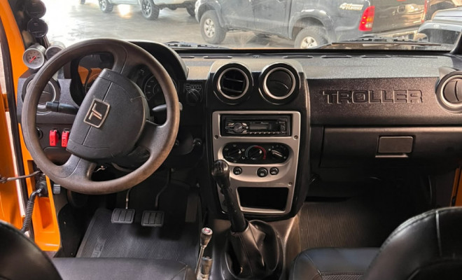 Troller T-4 4x4 3.0 TB Int. Cap. Rígida Diesel 2011 Diesel-2