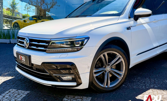 VW - VolksWagen TIGUAN Allspac R-Line 350 TSI 2.0 4x4 2020 Gasolina-1