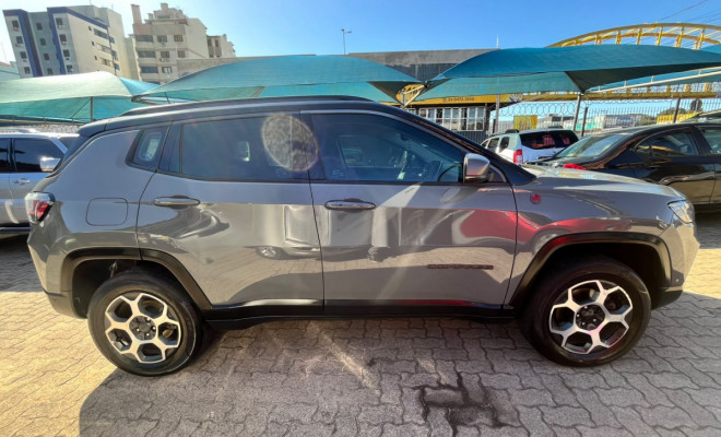 Jeep COMPASS TRAILHAWK TD350 2.0 4x4 Die. Aut 2022 Flex-4