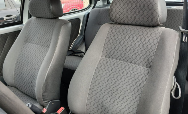 Fiat Palio 1.0/ Trofeo 1.0 Fire/ Fire Flex 2p 2005 Gasolina-3