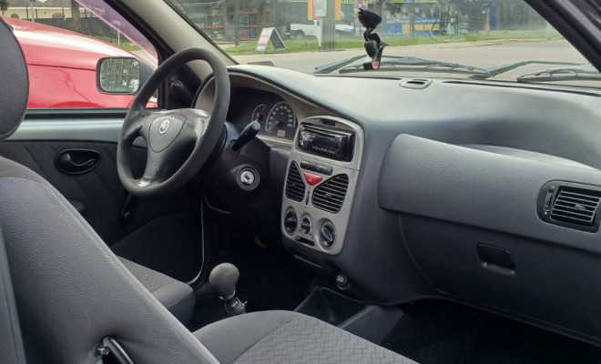 Fiat Palio 1.0/ Trofeo 1.0 Fire/ Fire Flex 2p 2005 Gasolina-5