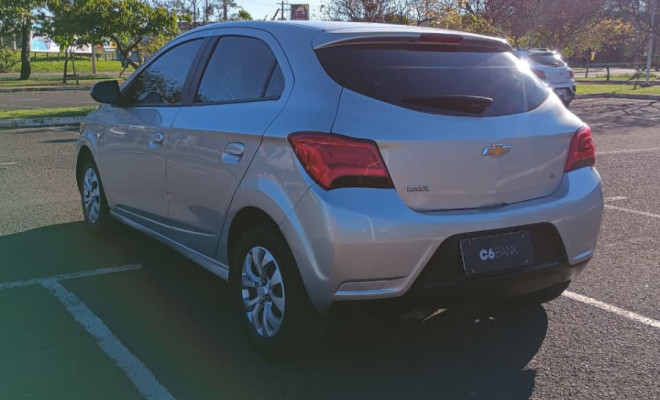 GM - Chevrolet ONIX HATCH LT 1.0 8V FlexPower 5p Mec. 2019 Flex-0
